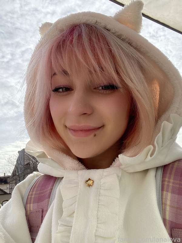 Lanalova - Fansly - 09 Feb, 2023