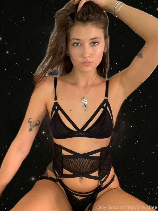 am I out of this world?🌒