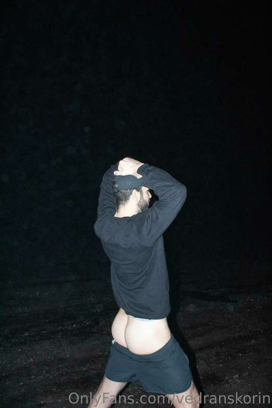 Aqui les dejo las fotos que me hice en la playa del norte :P 9