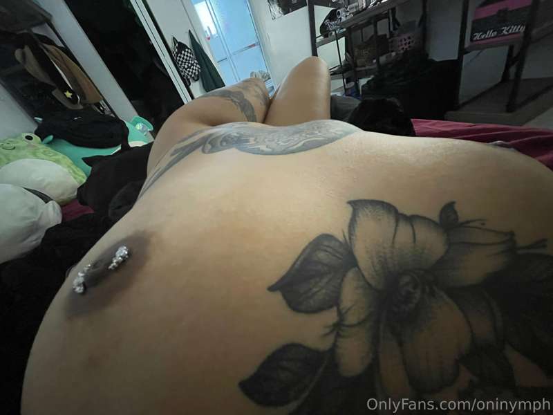 POV ur me laying in bed 4