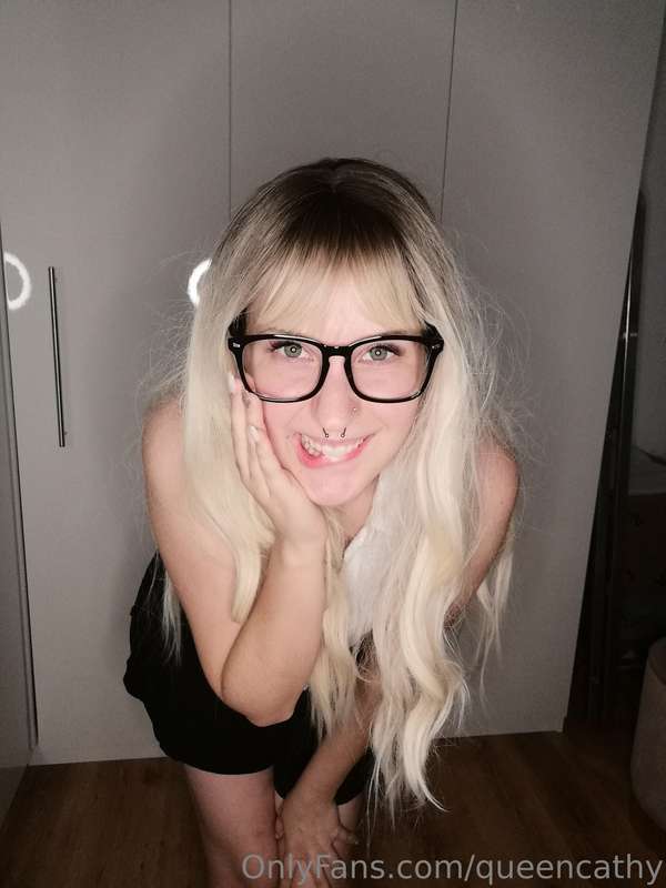 Hei meine Süßen, ich bin aus meiner kurzen Auszeit zurück😏 s..