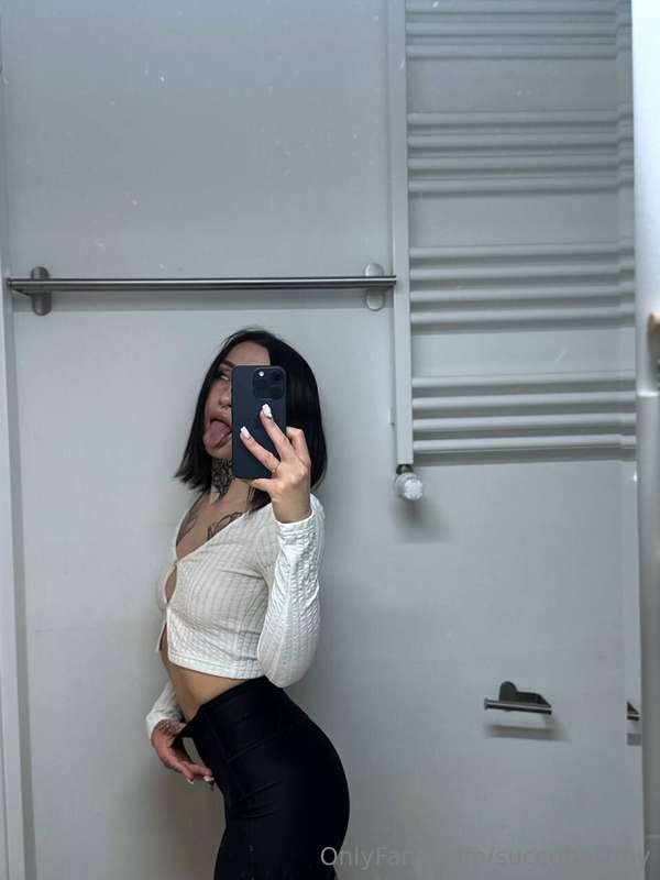 Feeling especially confident today and want to share it with..