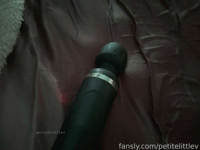 Petitelittlev - Fansly - 16 Aug, 2024 1