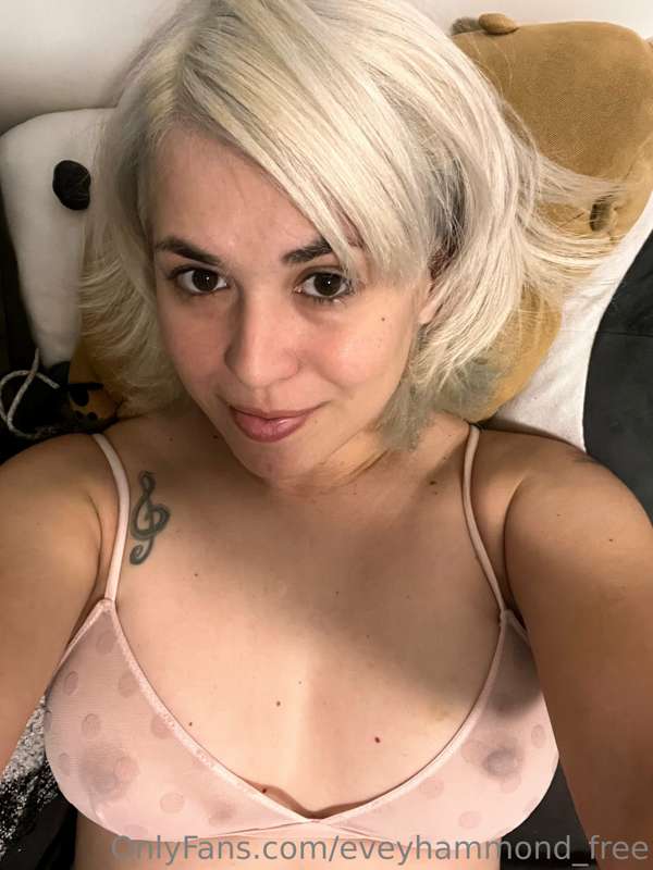 Horny morning for me 🤭🔥😉