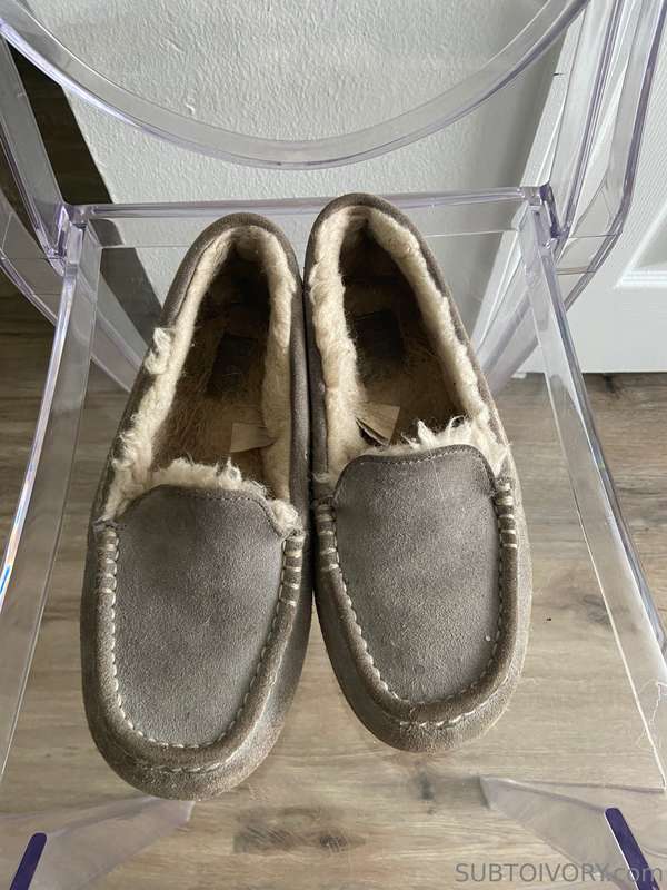 Worn shoe drop: -SHIPPING IN USA ONLY -dm me which pair you .. 16