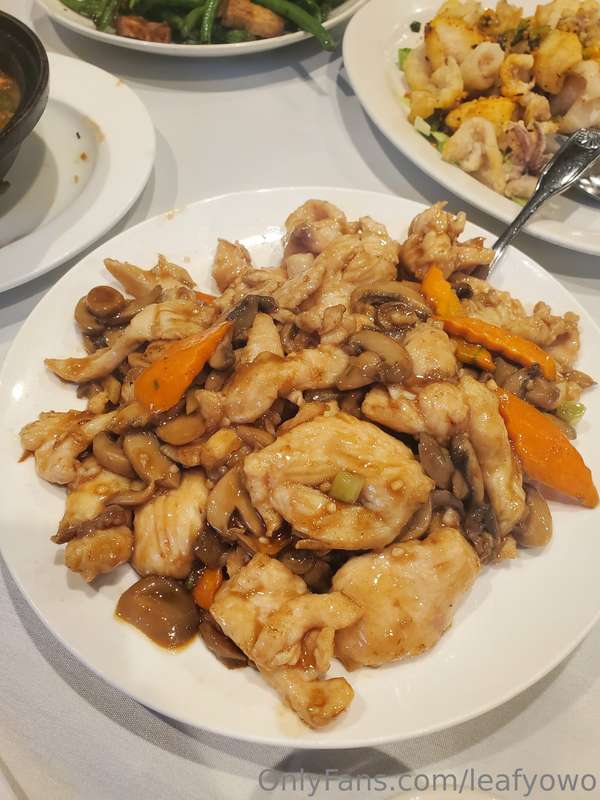 Salted Pork with String Beans
Egg Tofu
Peppered Calamari
Chi.. 3