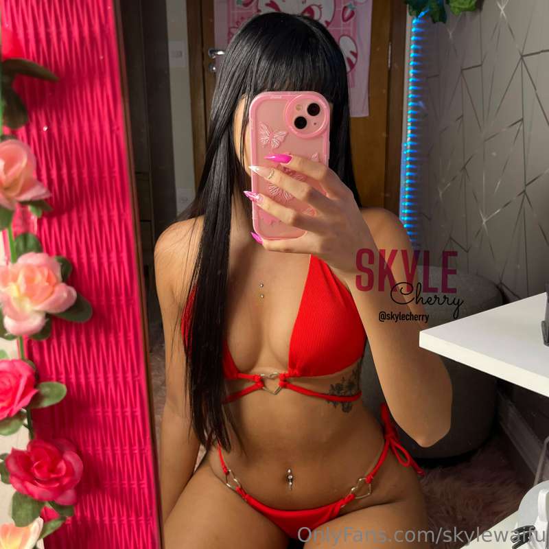 I'm your little naughty work toy 💋 I'm Online for you! 2