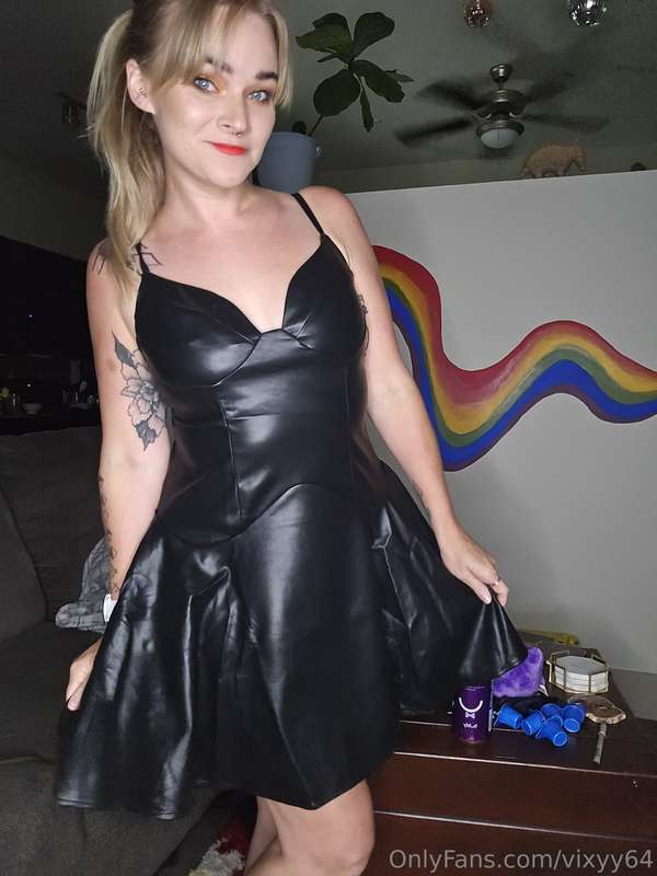 Who wants to see a little try on video? 🥰 Just a cute little.. 3