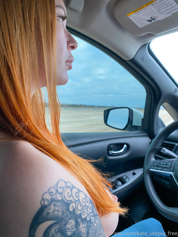 I feel so horny at car ? 4