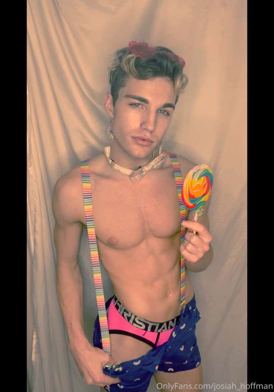 It’s edible 😈🍭