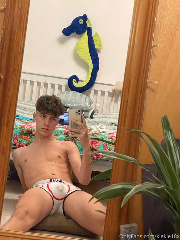 😈😜