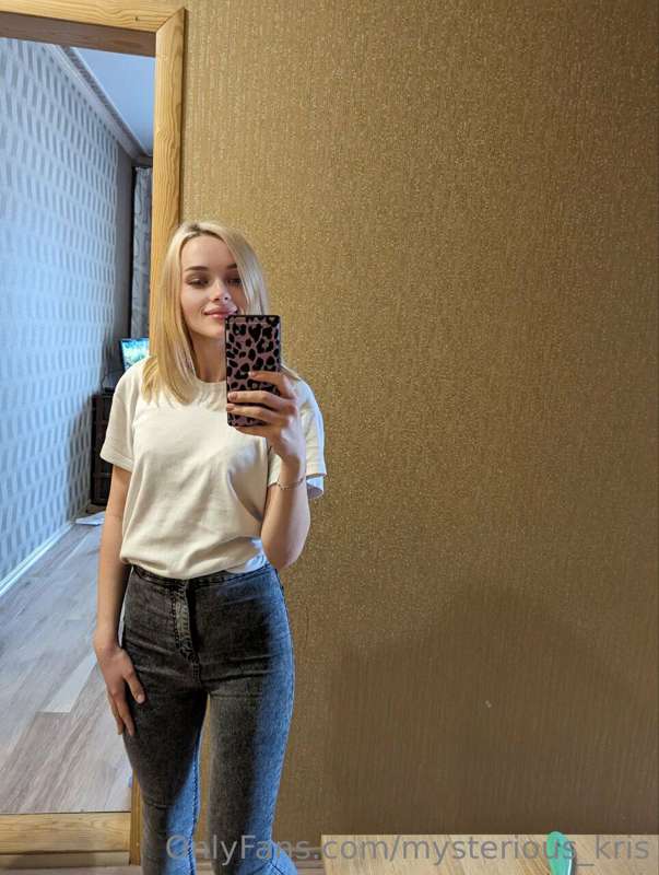𝘏𝘦𝘭𝘭𝘰 𝘮𝘺 𝘥𝘦𝘢𝘳𝘴😘😘 , 𝘪 𝘩𝘢𝘷𝘦 𝘢 𝘲𝘶𝘦𝘴𝘵𝘪𝘰𝘯 , 𝘢𝘳𝘦 𝘵𝘩𝘦𝘳𝘦 𝘢𝘮𝘰𝘯𝘨 𝘺𝘰𝘶 𝘵.. 1