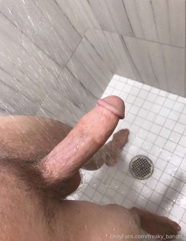 Thick in the front and back🍑🍆💦 4