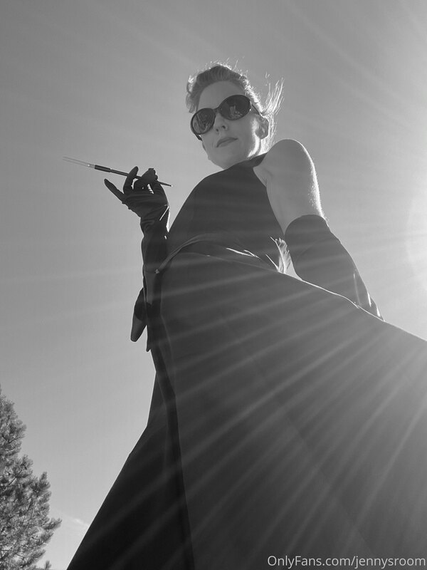 I have some Audrey Hepburn vibes for you today! Thanks to Ad.. 13