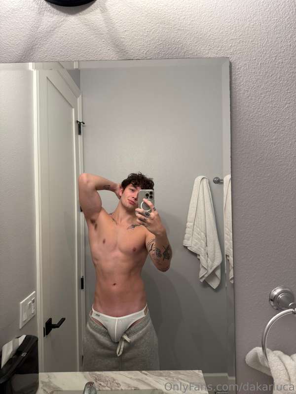 who’s taking care of me tonight? 😈 1