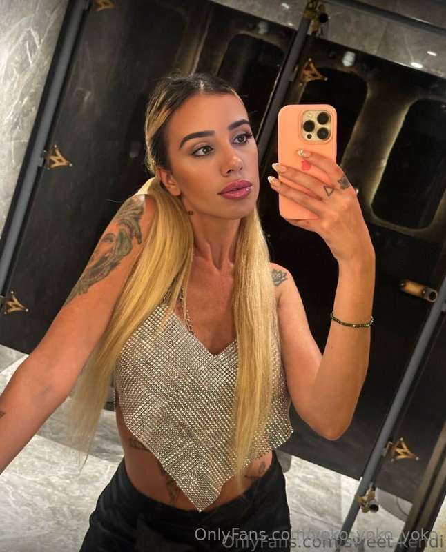 🧡SUBSCRIPTION FOR FREE🧡Horny @sweet.kendi shows her pussy ju..