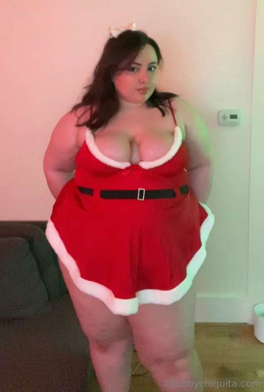 like santa claus, i too jiggle like a bowl full of jelly. en.. 2