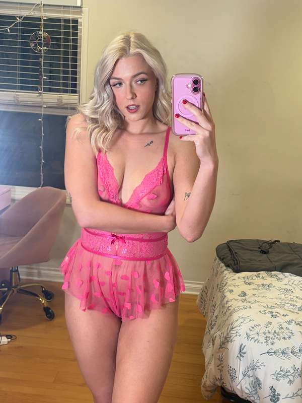 pink like my….. 🤭🩷