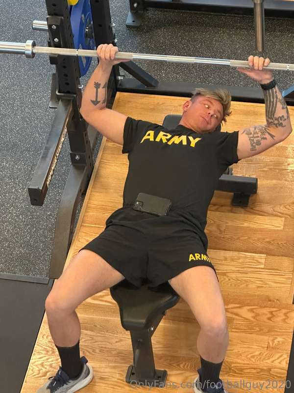 Footballguy2020 - Onlyfans - 2025-03-08T06:14:14