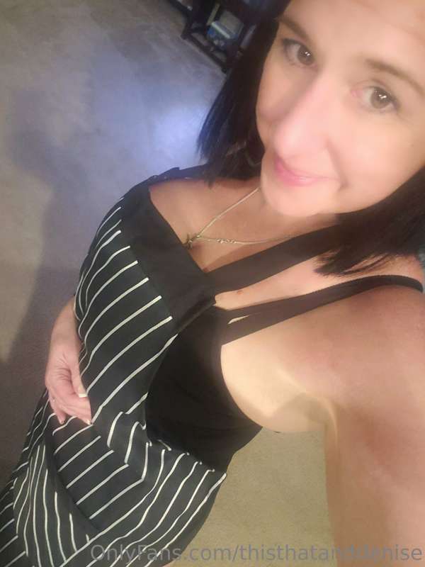 Tonight I wore an apron and cooked dinner! Happy Saturdqy!!!