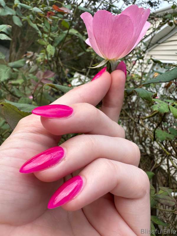 I was asked for some hand pics so here’s my manicure  💕🥰 7