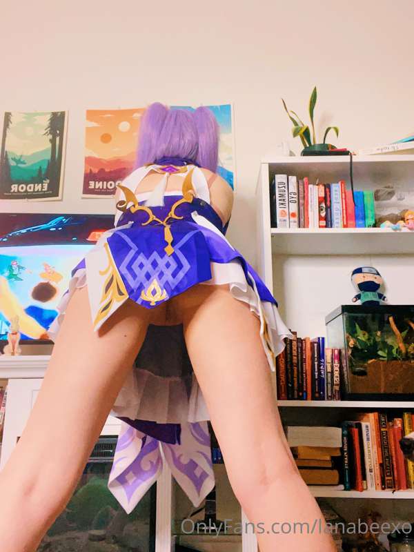 More of my Keqing cosplay from Genshin Impact! 11