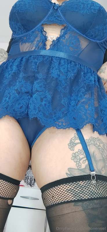 Estrenando mi lencería azul 💙 2