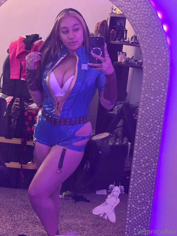 FIRST COSPLAY REVEAL 2025 I love Fallout. Especially the sho.. 1