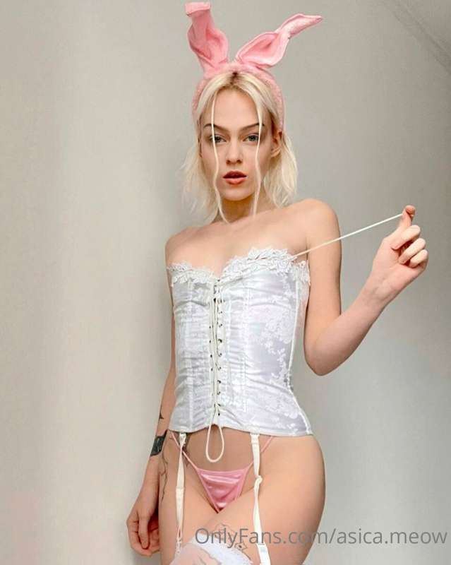 Your bunny is ready for sex💋💋 1