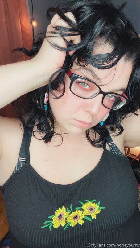 I got a new phone so that means better pics & quicker upload.. 6