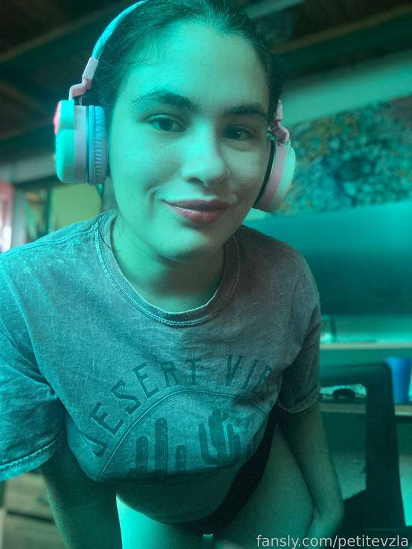 Purplejulieta - Fansly - 30 Mar, 2024 4