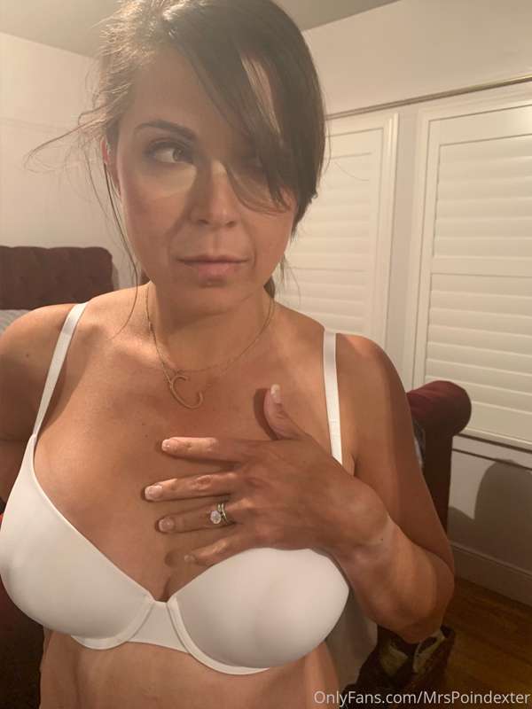 How dare you stare at my big boobs!  I’m a married mom! 2
