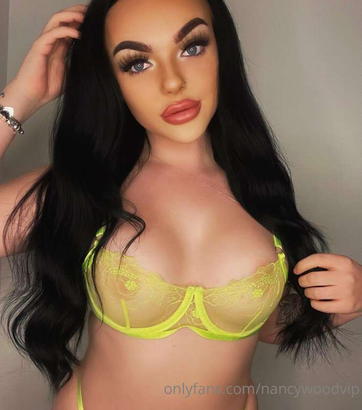 Who wants to be my stepson 🤤