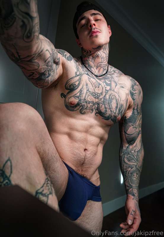 How do I look in blue 😉..?Cum say Hi ☺️🔞👉 @Jakipz Onlyfans.c..