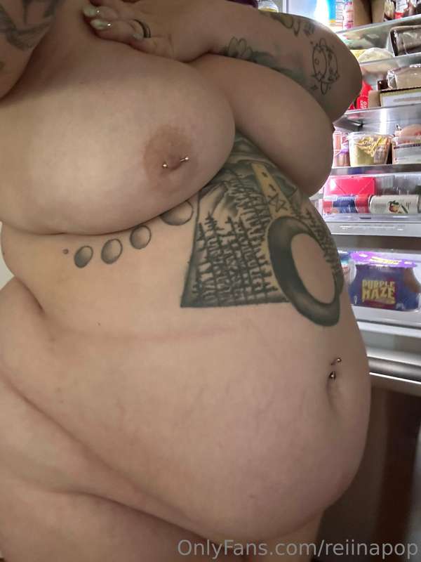 BIG HORNY NIGHT TONIGHT!!! I’ve decided the perfect theme fo.. 3