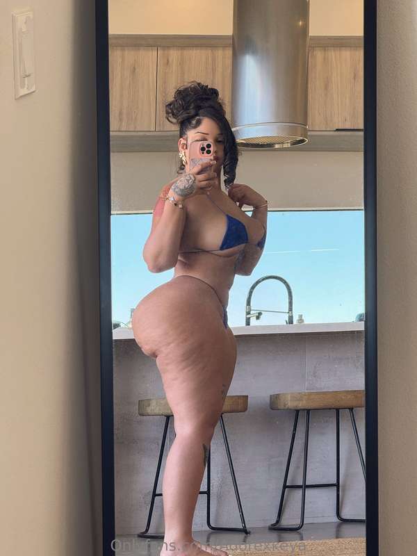 Which pic is your fav? 1,2 or 3?