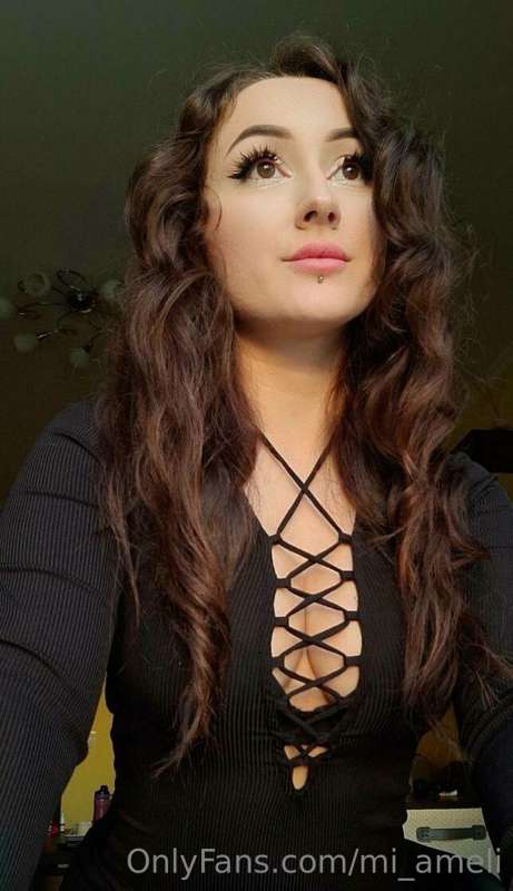 A beautiful dress may look beautiful on a hanger, but it doe..