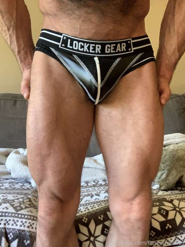 Legs coming along nicely 😜😉
