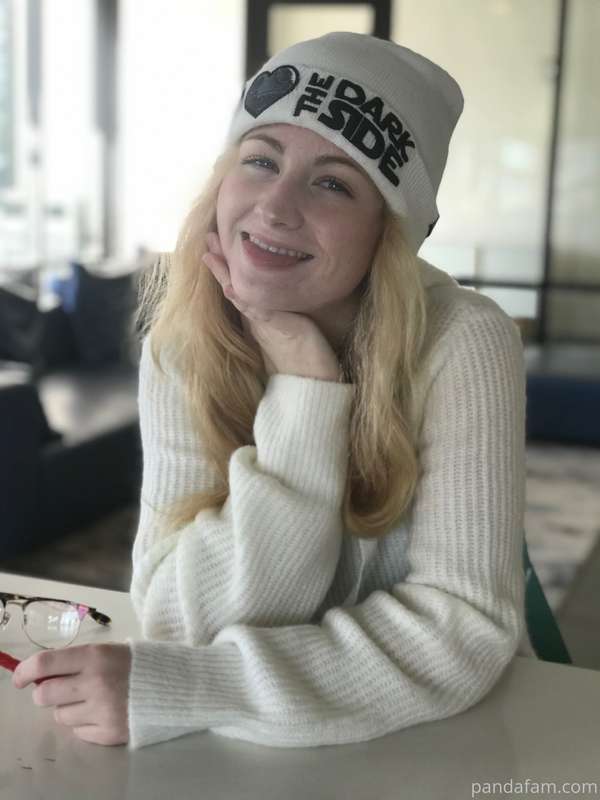 [January 8, 2020] A couple random pics of my senior submissi.. 15