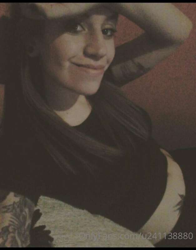 Good day, baby😘