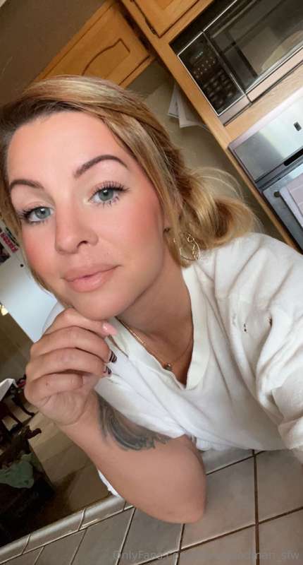Mistygoodman_Sfw - Onlyfans - 05 May, 2024