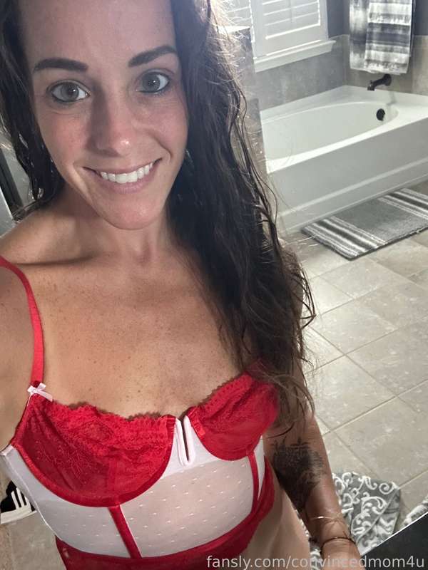 Convincedmom4U - Fansly - 10 Aug, 2023 4