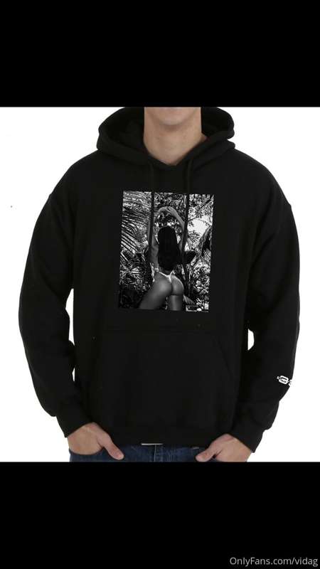 Hey guys want me on your chest??? Check out the new men’s li..