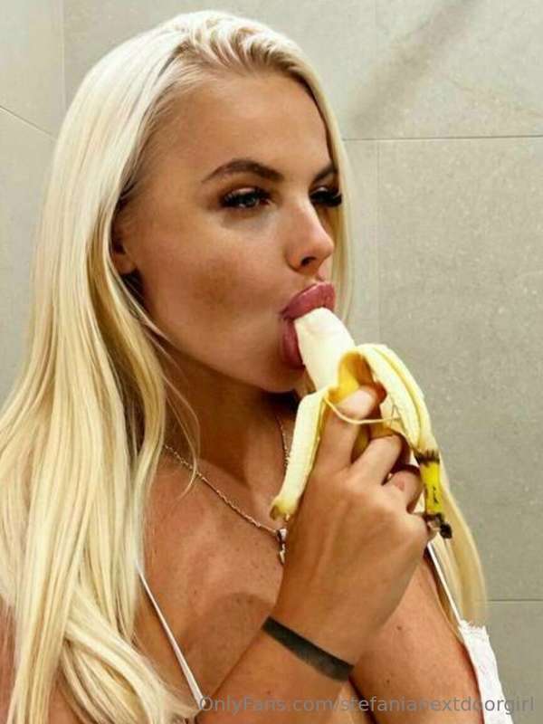Good morning my fans💋.. I want to ask you to be more active ..