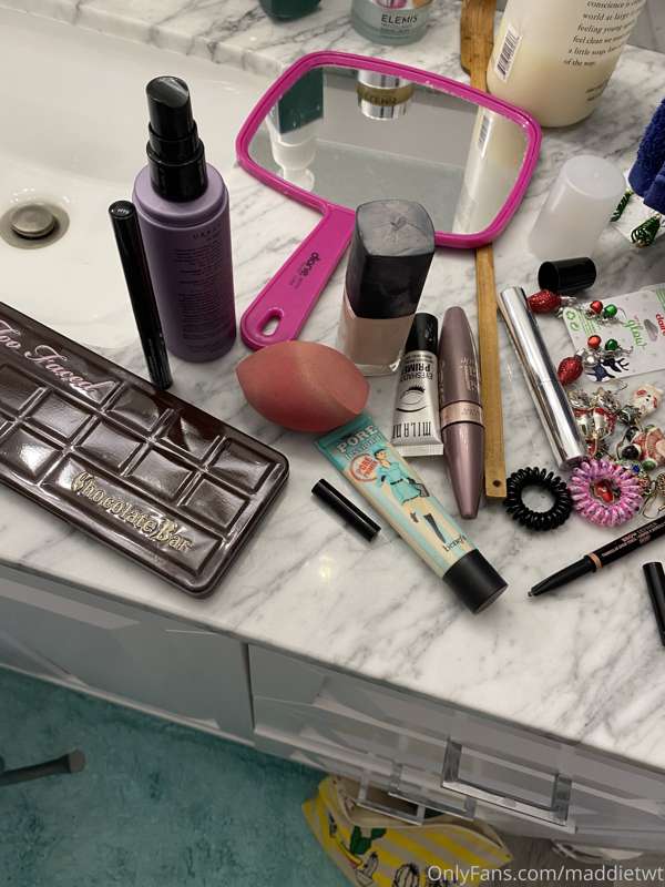 All the makeup I use... such a struggle... I’ll be making so..