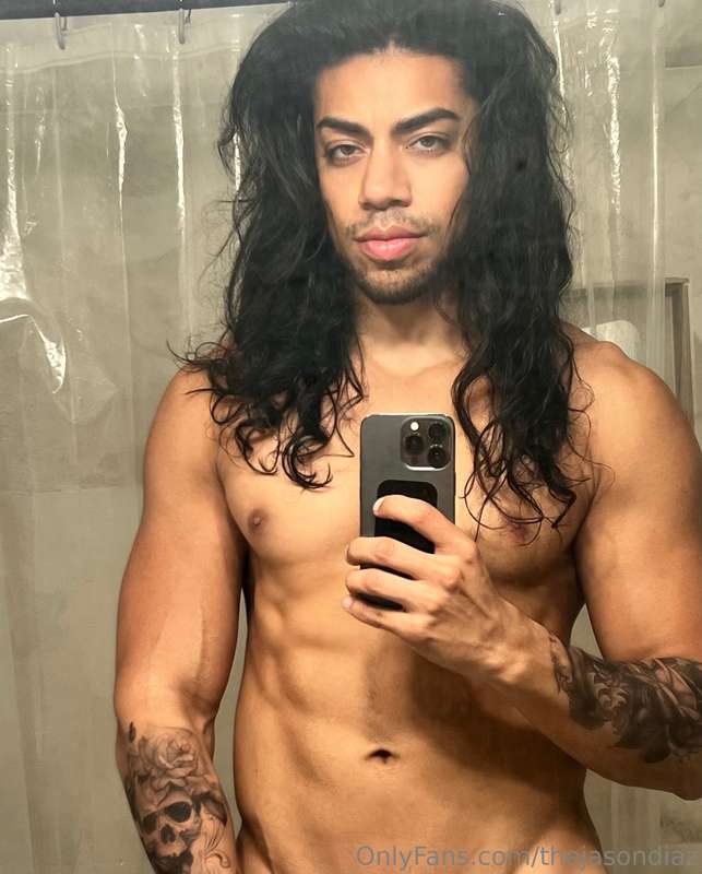 Fuck, reading your responses to that last pic I sent out has..
