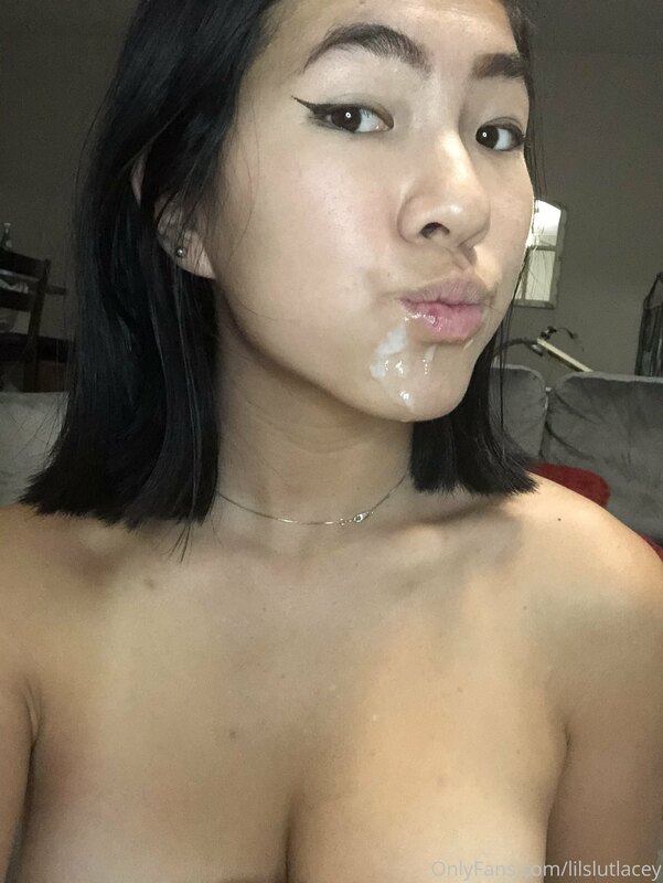 • BG content •

Pussy so creamy and daddy came all in my mou..