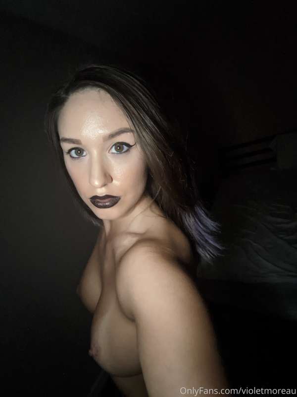 Violetmoreau - Onlyfans - 19 Nov, 2020