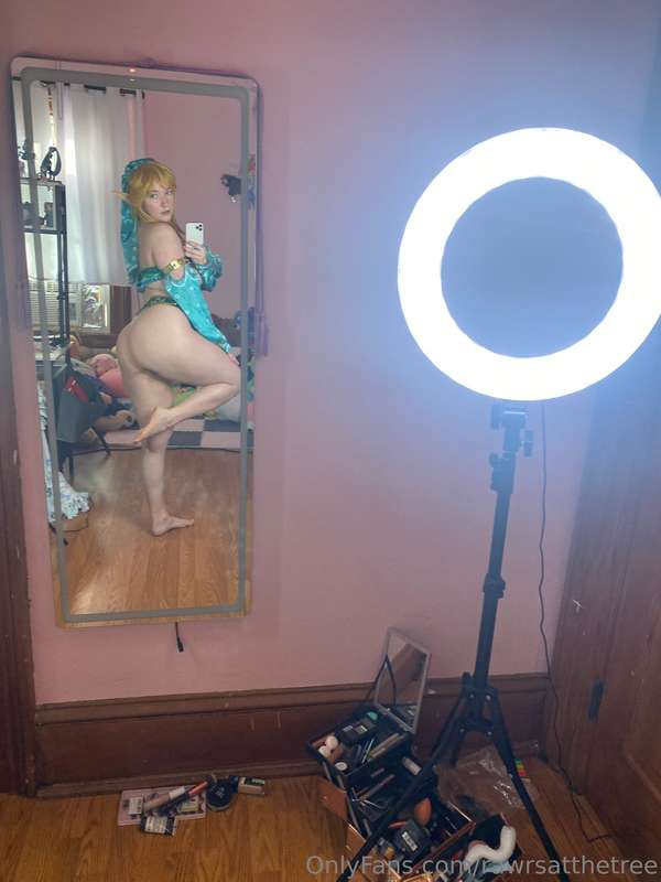 Rawrsatthetree - Onlyfans - 18 Dec, 2024 13