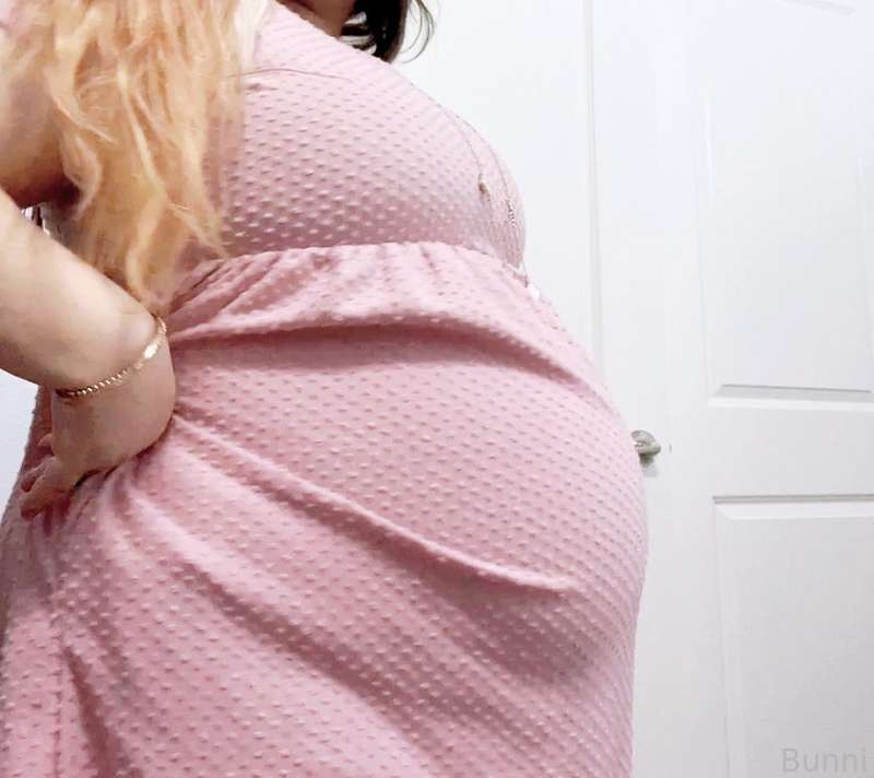 Strawbewwymilf - Fansly - 11 Feb, 2023